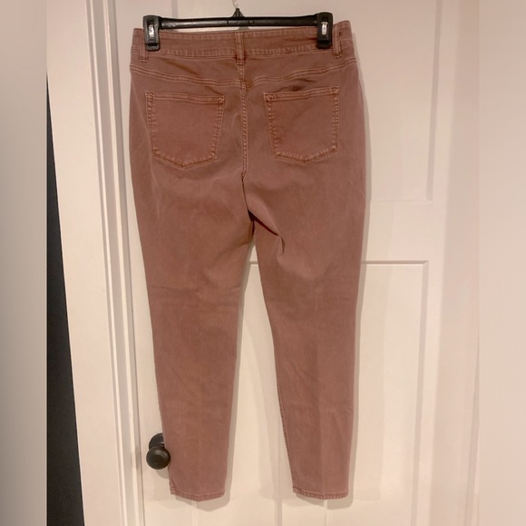 Maurice’s High Rise Colored Jeans size L - Picture 2 of 4